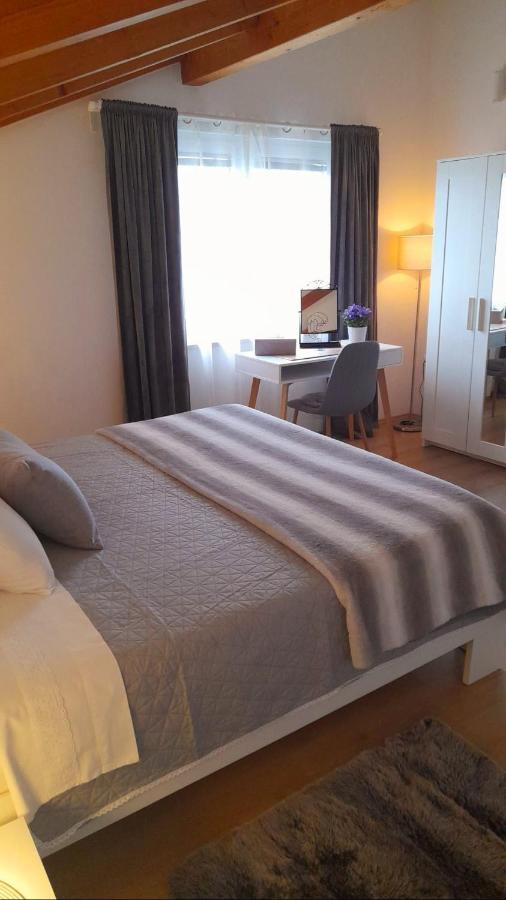 Apartman Diana,Free Parking Пула Екстер'єр фото